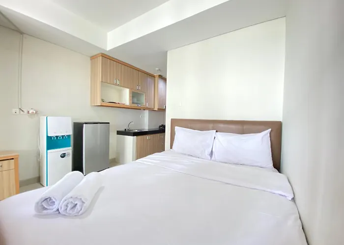 Stylish & Comfy Studio At Dago Suites Apartment By Travelio