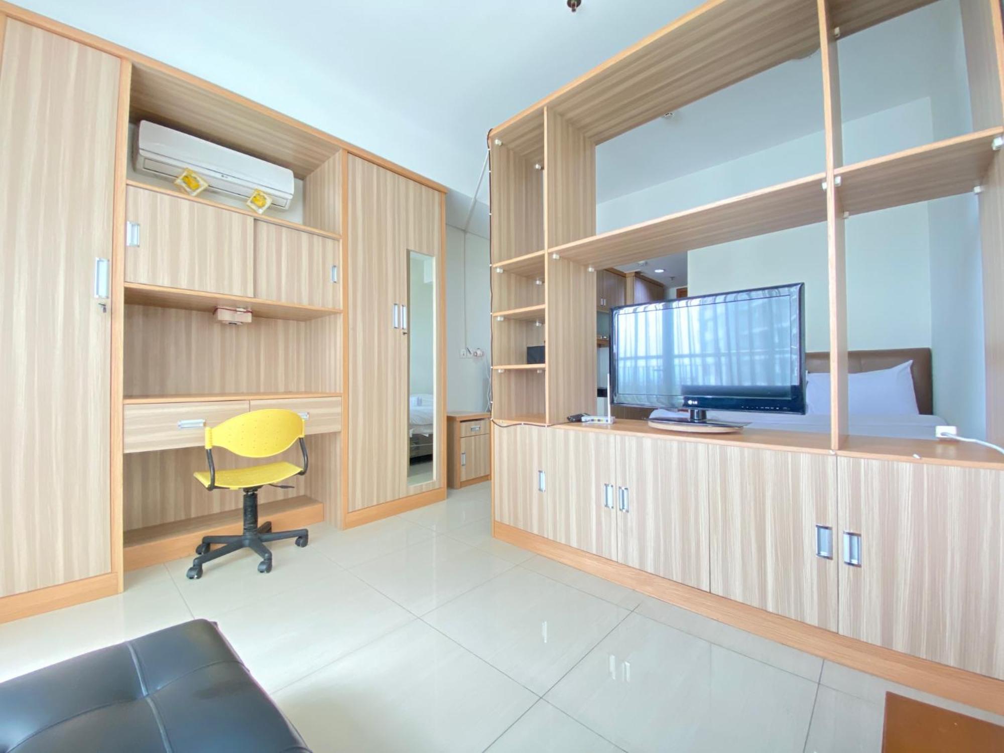 Stylish & Comfy At Dago By Travelio Apartemen Bandung